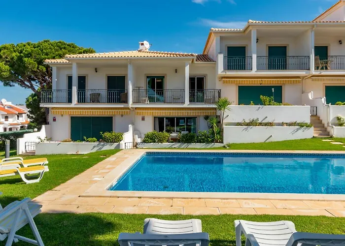 Villa Moises